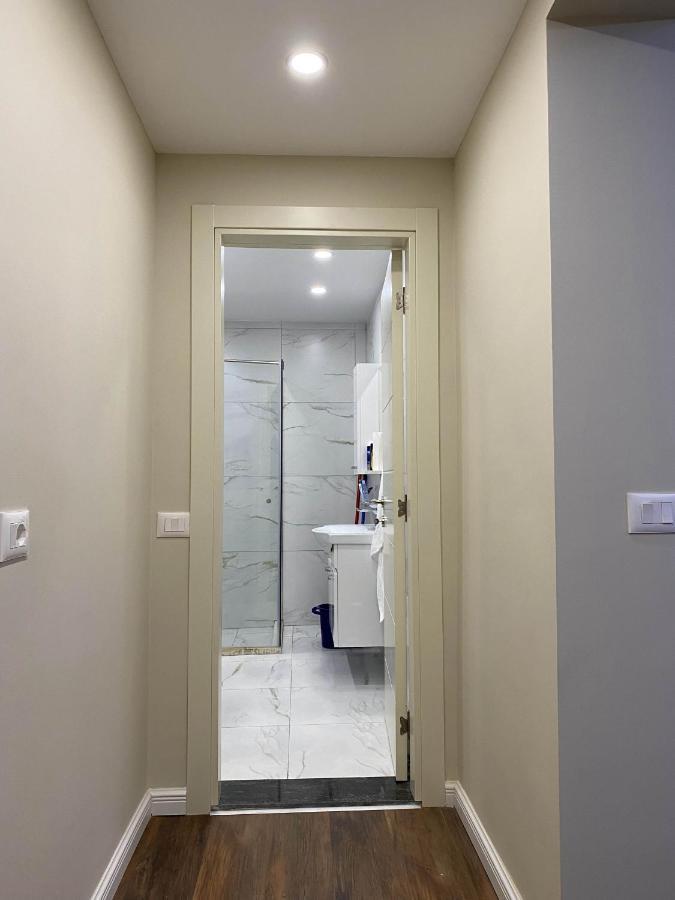Komatas Modern Apartments In Bllok Area Тирана Экстерьер фото