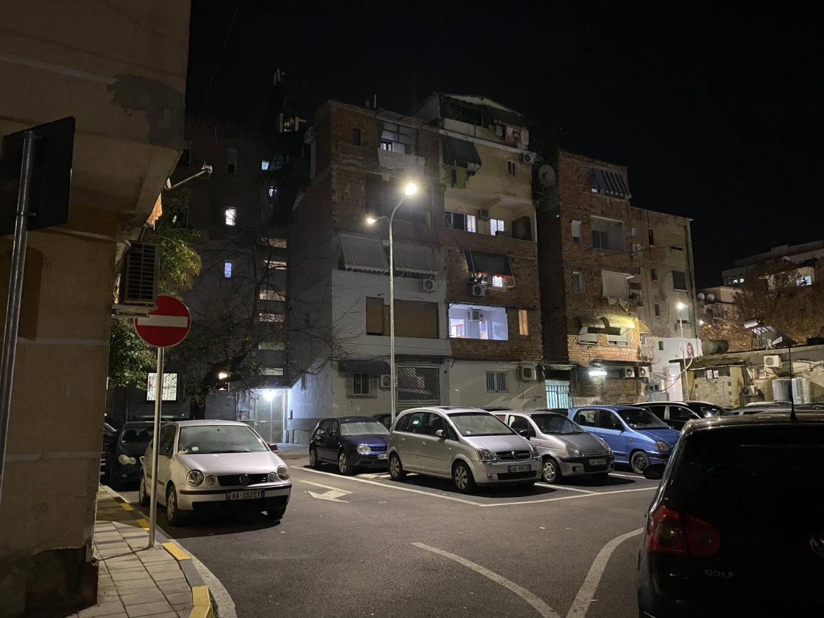 Komatas Modern Apartments In Bllok Area Тирана Экстерьер фото